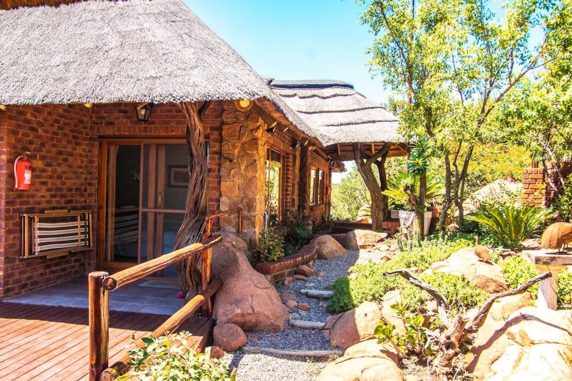 Mabalingwe Uzuri Lodge Bela-Bela Extérieur photo